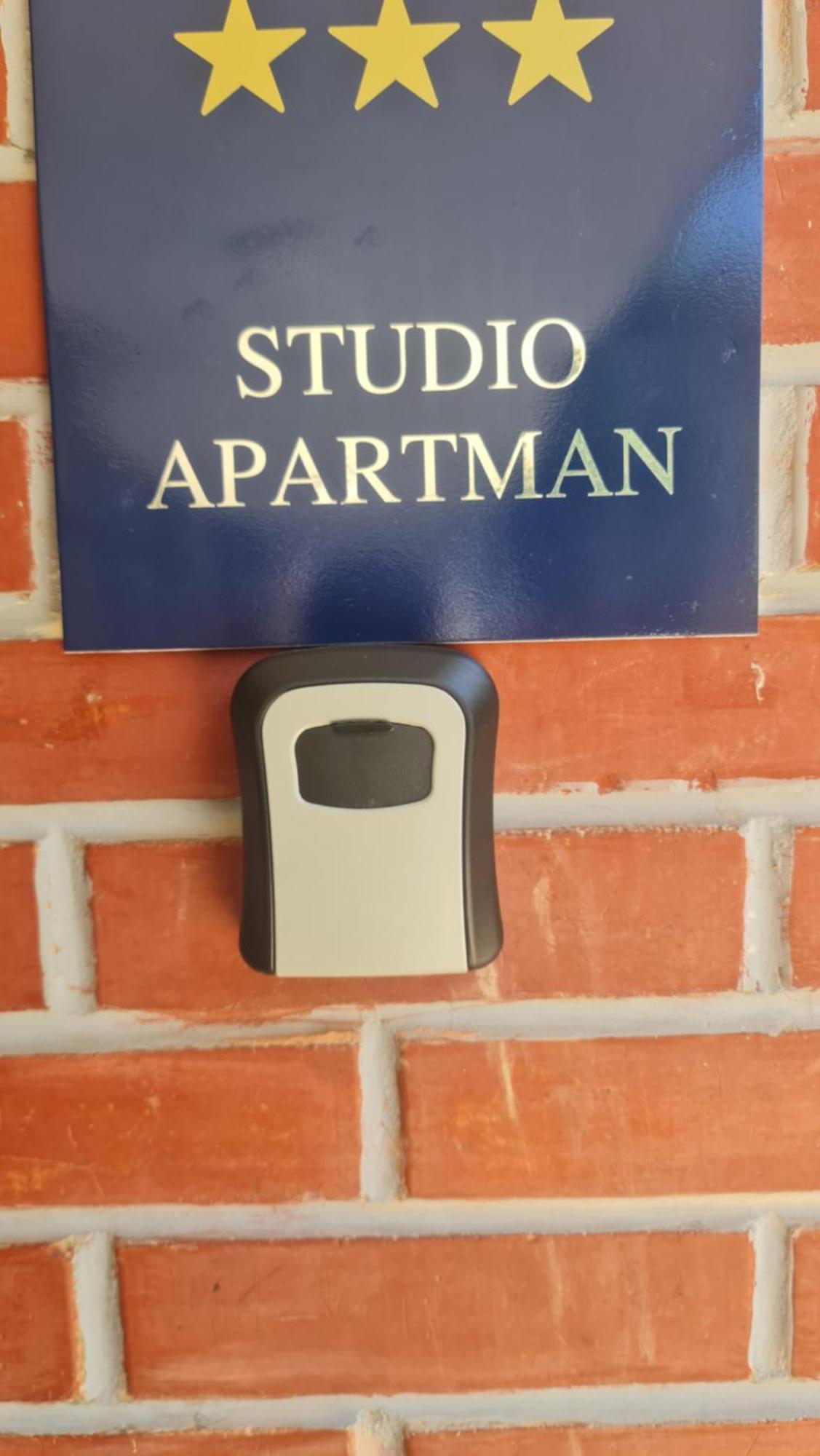 Apartment Karler *